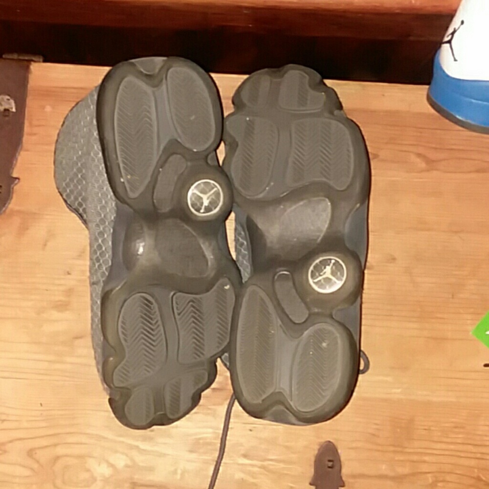 Jordan future - Picture 5 of 5